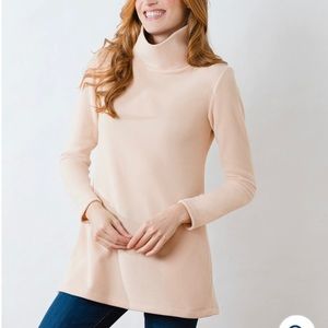 Dudley Stephens VELLO FLEECE
Cobble Hill Turtleneck Natural Blush
